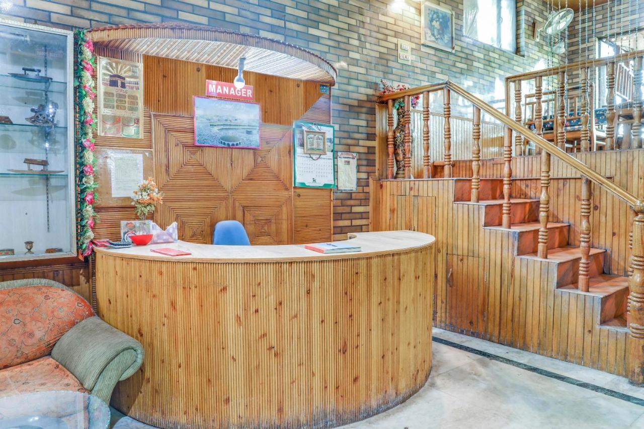 Oyo 72225 Hotel Dilshan Srīnagar Екстериор снимка