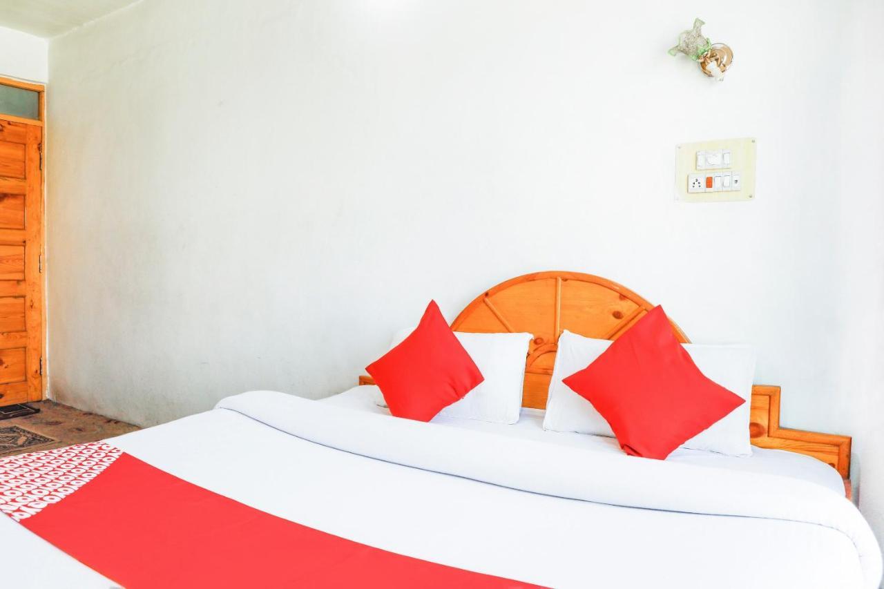 Oyo 72225 Hotel Dilshan Srīnagar Екстериор снимка